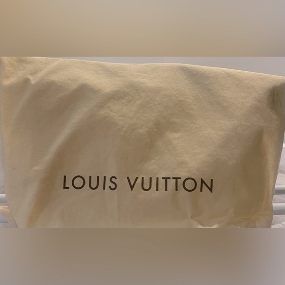 Alma Louis Vuitton Bag with original dust bag, includes Louis Vuitton gold lock - Picture 4 of 6